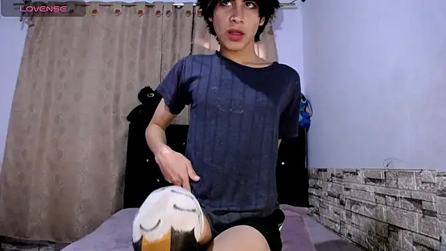 Snapshot of DaraKat18 chatting on February 6, 2026, 10:13 pm DaraKat18 online show from February 6, 2026, 10:13 pm