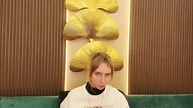 Beverly Gomes online show from October 2, 2025, 5:58 am