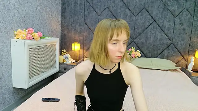 Beverly Gomes online show from July 3, 2026, 3:18 pm