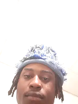 Snapshot of DarkSkinStroker chatting on November 5, 2025, 3:17 am DarkSkinStroker online show from November 5, 2025, 3:17 am