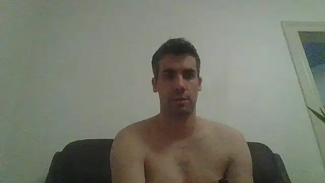 JulioIsHere4you online show from November 14, 2025, 11:20 am