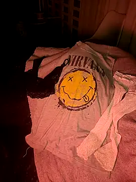 Snapshot of Almendrasexy chatting on November 13, 2025, 3:27 am Almendrasexy online show from November 13, 2025, 3:27 am