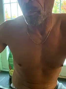 Snapshot of blusky07 chatting on September 29, 2025, 10:25 pm blusky07 online show from September 29, 2025, 10:25 pm