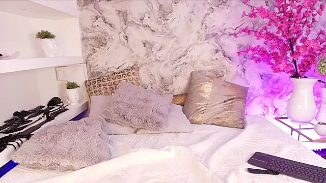 Snapshot of Alana_sinclaire chatting on September 10, 2025, 7:14 pm Alana sinclaire online show from September 10, 2025, 7:14 pm