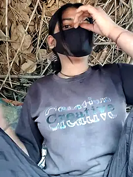 Snapshot of Janvi_Jaitly chatting on November 15, 2025, 2:20 am Janvi Jaitly online show from November 15, 2025, 2:20 am