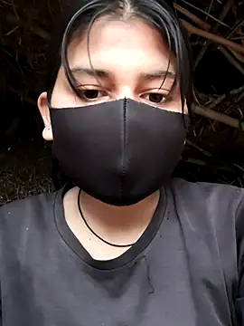 Snapshot of Janvi_Jaitly chatting on November 19, 2025, 1:27 am Janvi Jaitly online show from November 19, 2025, 1:27 am