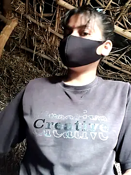 Snapshot of Janvi_Jaitly chatting on December 2, 2025, 3:56 am Janvi Jaitly online show from December 2, 2025, 3:56 am