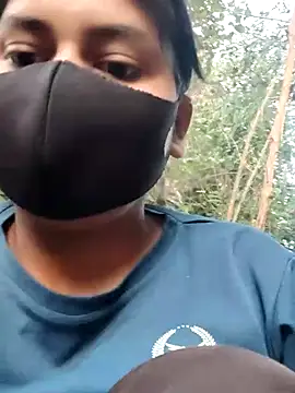 Snapshot of Janvi_Jaitly chatting on December 18, 2025, 1:44 am Janvi Jaitly online show from December 18, 2025, 1:44 am