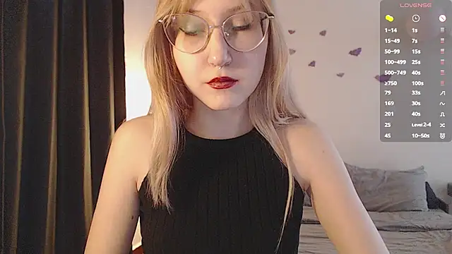 Snapshot of ohmycheryl chatting on February 12, 2026, 7:58 am ohmycheryl online show from February 12, 2026, 7:58 am