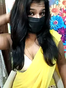 Snapshot of Divya_Spandhana_90 chatting on October 12, 2025, 5:12 pm Divya Spandhana 90 online show from October 12, 2025, 5:12 pm