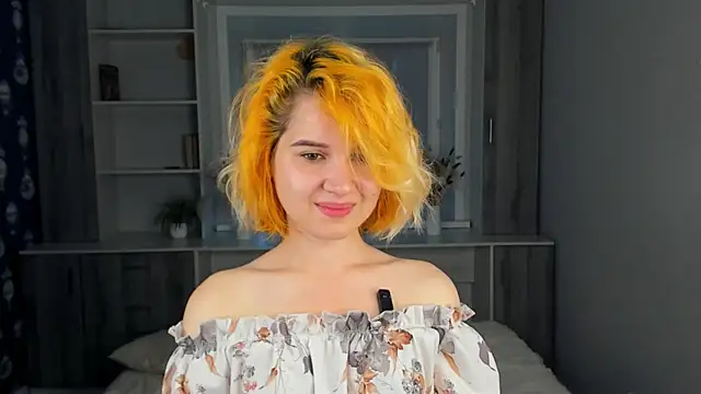 Snapshot of AgnesSonnek chatting on September 11, 2025, 2:00 am AgnesSonnek online show from September 11, 2025, 2:00 am