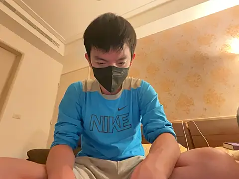 kaikai1335 online show from November 29, 2025, 2:09 pm