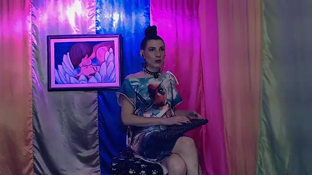 Snapshot of Moira-Hot chatting on February 6, 2026, 12:15 am Moira-Hot online show from February 6, 2026, 12:15 am