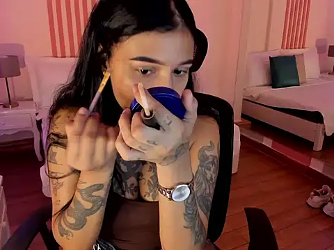  Sharloth  online show from December 3, 2025, 2:59 pm