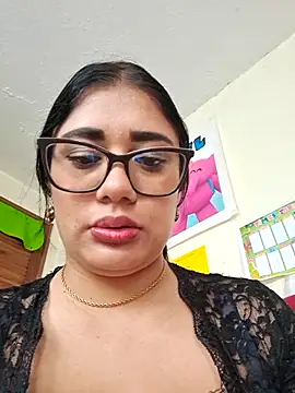 Monse--145 online show from October 13, 2025, 1:22 pm