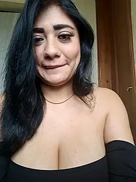 Snapshot of Monse--145 chatting on January 16, 2026, 4:11 pm Monse--145 online show from January 16, 2026, 4:11 pm