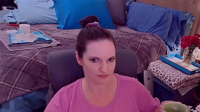 ninajaymes online show from October 6, 2025, 11:02 pm