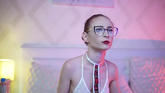 SaraiAngel online show from September 20, 2025, 8:54 pm