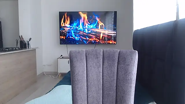 Snapshot of Auron_Demon01 chatting on November 16, 2025, 5:40 pm Auron Demon01 online show from November 16, 2025, 5:40 pm