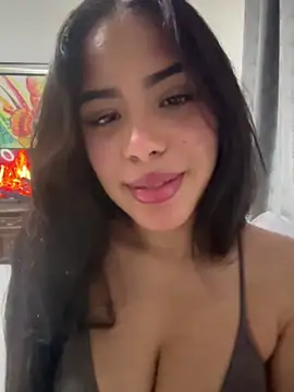 Snapshot of SuperNovaXOX chatting on December 21, 2025, 11:01 pm SuperNovaXOX online show from December 21, 2025, 11:01 pm