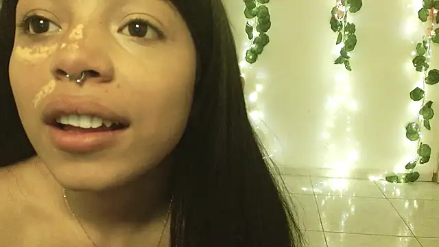 EIVIY1609 online show from October 15, 2025, 2:28 pm