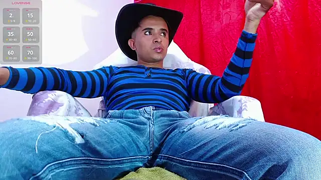 DayroDuran online show from October 12, 2025, 7:35 pm