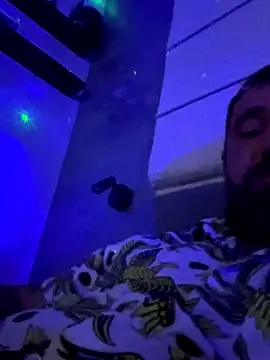 Snapshot of KstnSrg19 chatting on September 18, 2025, 10:56 pm KstnSrg19 online show from September 18, 2025, 10:56 pm