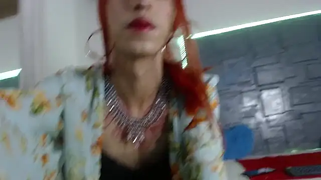 Trinity Knox online show from September 18, 2025, 3:25 pm