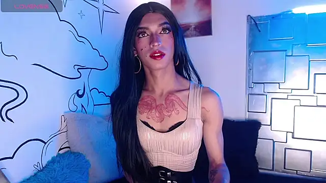 Trinity Knox online show from November 25, 2025, 3:34 pm