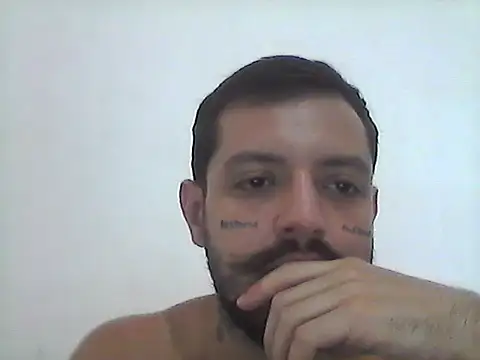 Snapshot of Luccaskonig chatting on December 17, 2025, 2:56 pm Luccaskonig online show from December 17, 2025, 2:56 pm