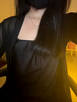 Snapshot of Ngoc_Quynh_18 chatting on September 25, 2025, 4:21 pm Ngoc Quynh 18 online show from September 25, 2025, 4:21 pm