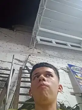 Snapshot of Daniel97Quintero chatting on March 3, 2026, 4:18 am Daniel97Quintero online show from March 3, 2026, 4:18 am