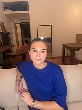 Snapshot of SophiiaStarr chatting on September 15, 2025, 6:52 pm SophiiaStarr online show from September 15, 2025, 6:52 pm