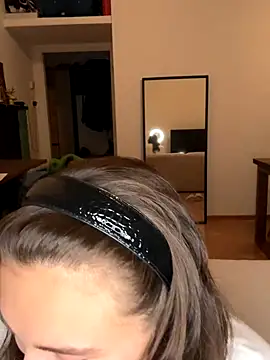 Snapshot of SophiiaStarr chatting on September 16, 2025, 6:42 pm SophiiaStarr online show from September 16, 2025, 6:42 pm