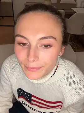 Snapshot of SophiiaStarr chatting on October 7, 2025, 6:38 pm SophiiaStarr online show from October 7, 2025, 6:38 pm