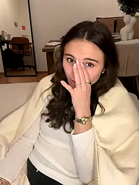 Snapshot of SophiiaStarr chatting on October 15, 2025, 5:24 pm SophiiaStarr online show from October 15, 2025, 5:24 pm