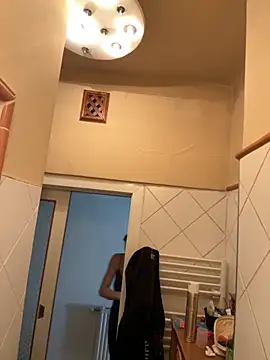 Snapshot of SophiiaStarr chatting on October 16, 2025, 12:39 pm SophiiaStarr online show from October 16, 2025, 12:39 pm