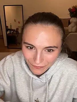 Snapshot of SophiiaStarr chatting on October 29, 2025, 7:37 pm SophiiaStarr online show from October 29, 2025, 7:37 pm