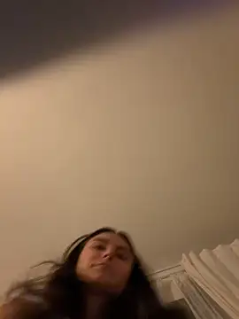 Snapshot of SophiiaStarr chatting on December 19, 2025, 7:43 pm SophiiaStarr online show from December 19, 2025, 7:43 pm