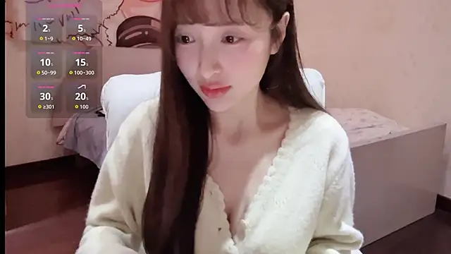 xiaoyun 666 online show from December 5, 2025, 2:14 pm