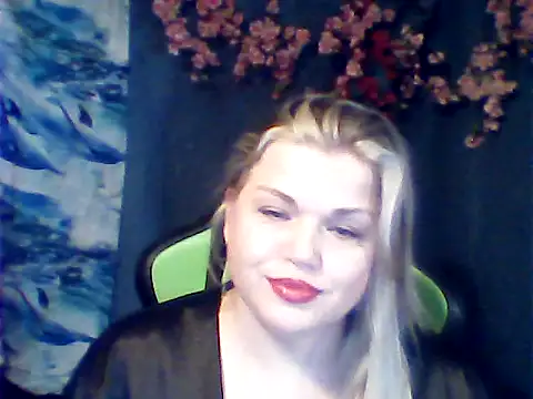 Snapshot of Nayvessa chatting on November 3, 2025, 3:02 pm Nayvessa online show from November 3, 2025, 3:02 pm