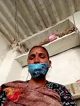 Snapshot of Sharmili_xx chatting on December 18, 2025, 8:53 am Sharmili xx online show from December 18, 2025, 8:53 am