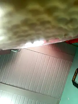 True Di online show from September 8, 2025, 6:07 pm