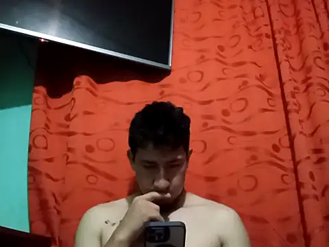 True Di online show from September 30, 2025, 12:59 am