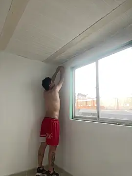 Snapshot of True_Di chatting on February 16, 2026, 10:17 pm True Di online show from February 16, 2026, 10:17 pm