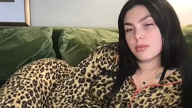 stacywithu online show from November 24, 2025, 7:24 pm