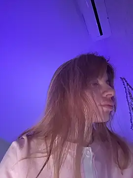 Snapshot of mari__papi chatting on December 18, 2025, 4:57 pm mari papi online show from December 18, 2025, 4:57 pm