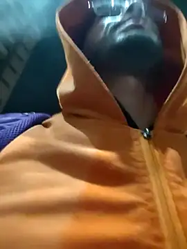 Snapshot of DanteWinter chatting on January 13, 2026, 2:17 am DanteWinter online show from January 13, 2026, 2:17 am