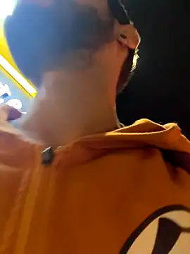 Snapshot of DanteWinter chatting on February 6, 2026, 2:27 am DanteWinter online show from February 6, 2026, 2:27 am