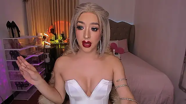 Dream Goddess online show from January 18, 2026, 11:36 am